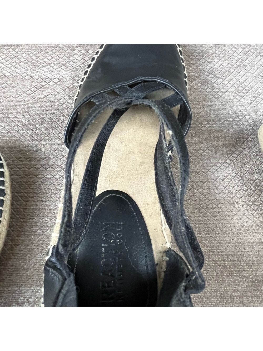 Kenneth Cole Reaction Womens Black Elastic Espadrille Wedge Sandals Sz 10 EUC - Picture 8 of 12